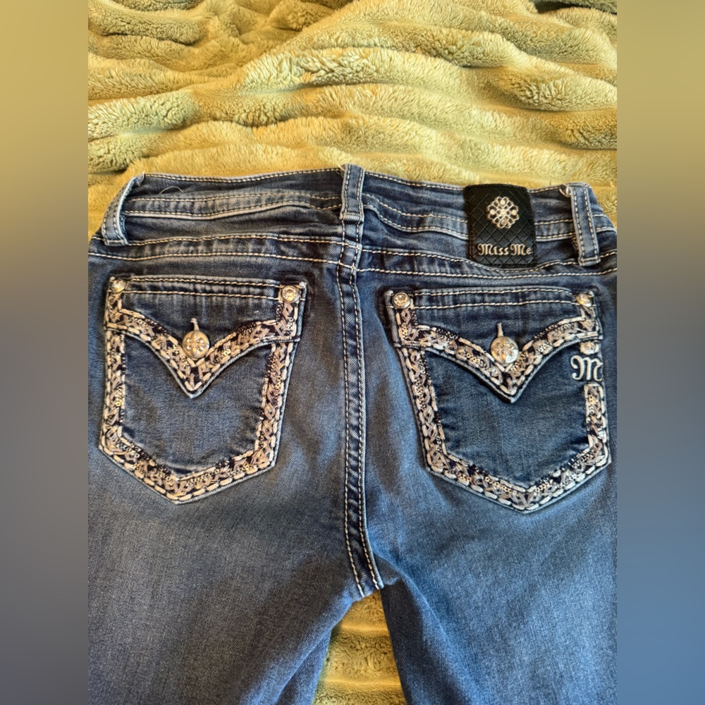 Miss Me Chloe Boot jeans Embroidered Pocket Boot Cut Jeans